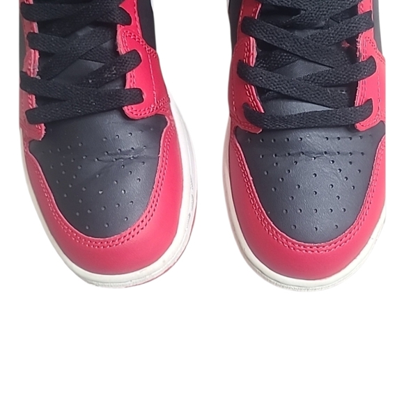 Nike Air Jordan Mid 1 Boys Sneakers Black and Red Youth 4.5 - Picture 7 of 8